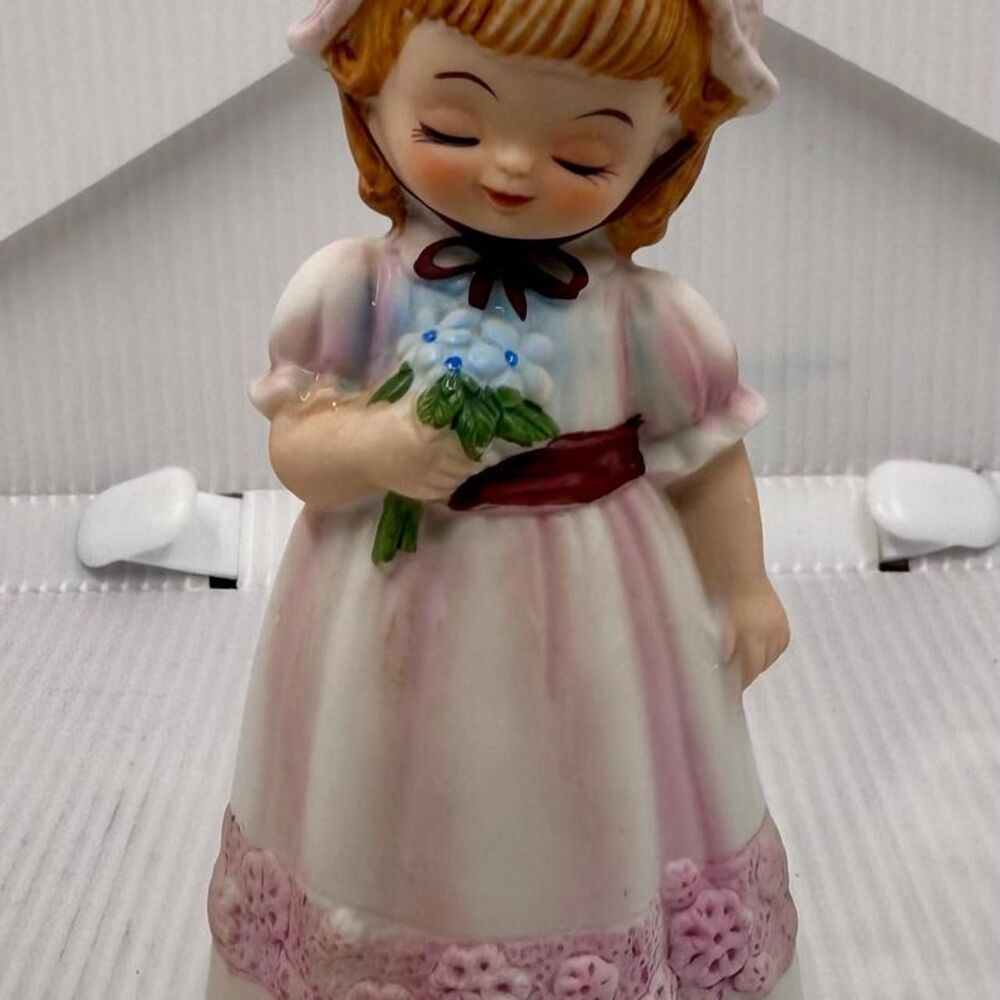 Porcelain figurine girl lamp night light imported Japan by I.W. Rice